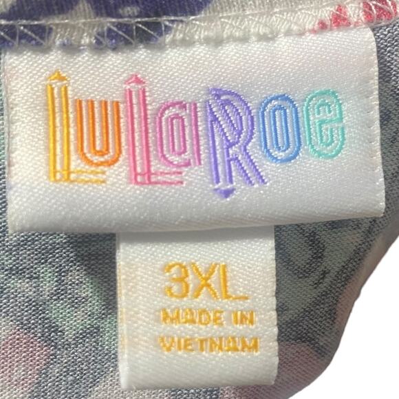 LuLaRoe Stars and Stripes Blouse with Green Accents - Picture 4 of 5